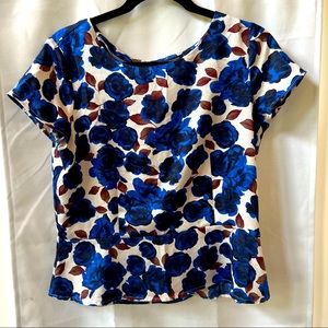 Ann Taylor blue floral peplum blouse short sleeve 8